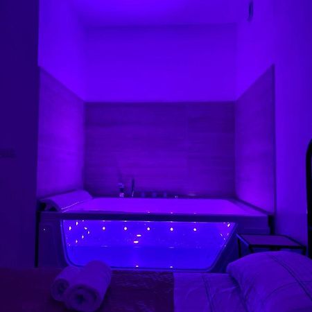 Maris Suite - Appartamento Con Vasca Idromassaggio Alghero Eksteriør billede